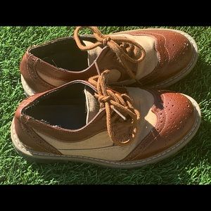 Kennith Cole Reaction boys wingtip size US12